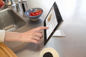 sony xperia tablet s 6 s kitchen splashproof tabletstand2