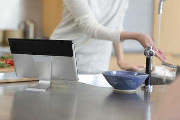 sony xperia tablet s 7 s kitchen splashproof tabletstand1