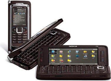 Nokia E90 Communicator Detailed Tech Specs