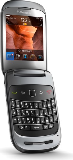 RIM BlackBerry Style 9670  (RIM Oxford)