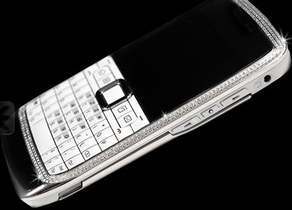 Stuart Hughes Nokia E71 Diamond Detailed Tech Specs